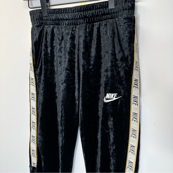 Nike Youth Kids Black velour track pants jogger size small - Picture 2 of 6